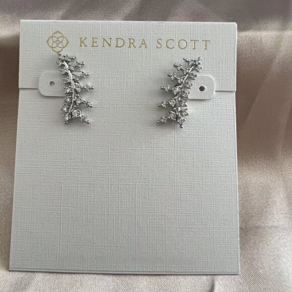 Kendra Scott Stud Earrings - Picture 3 of 6